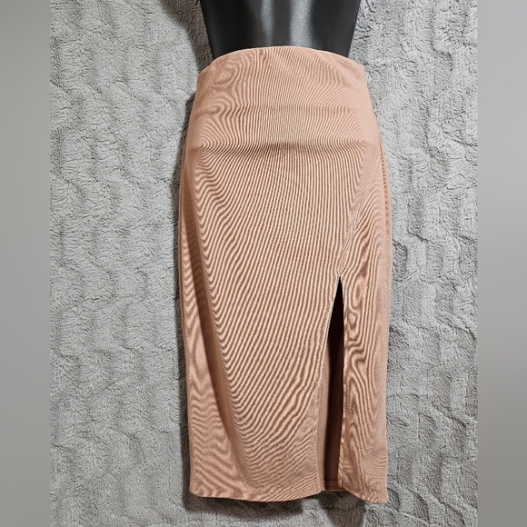 NEW J Lux Label Nude Pink Bodycon Skirt Small - Picture 3 of 8